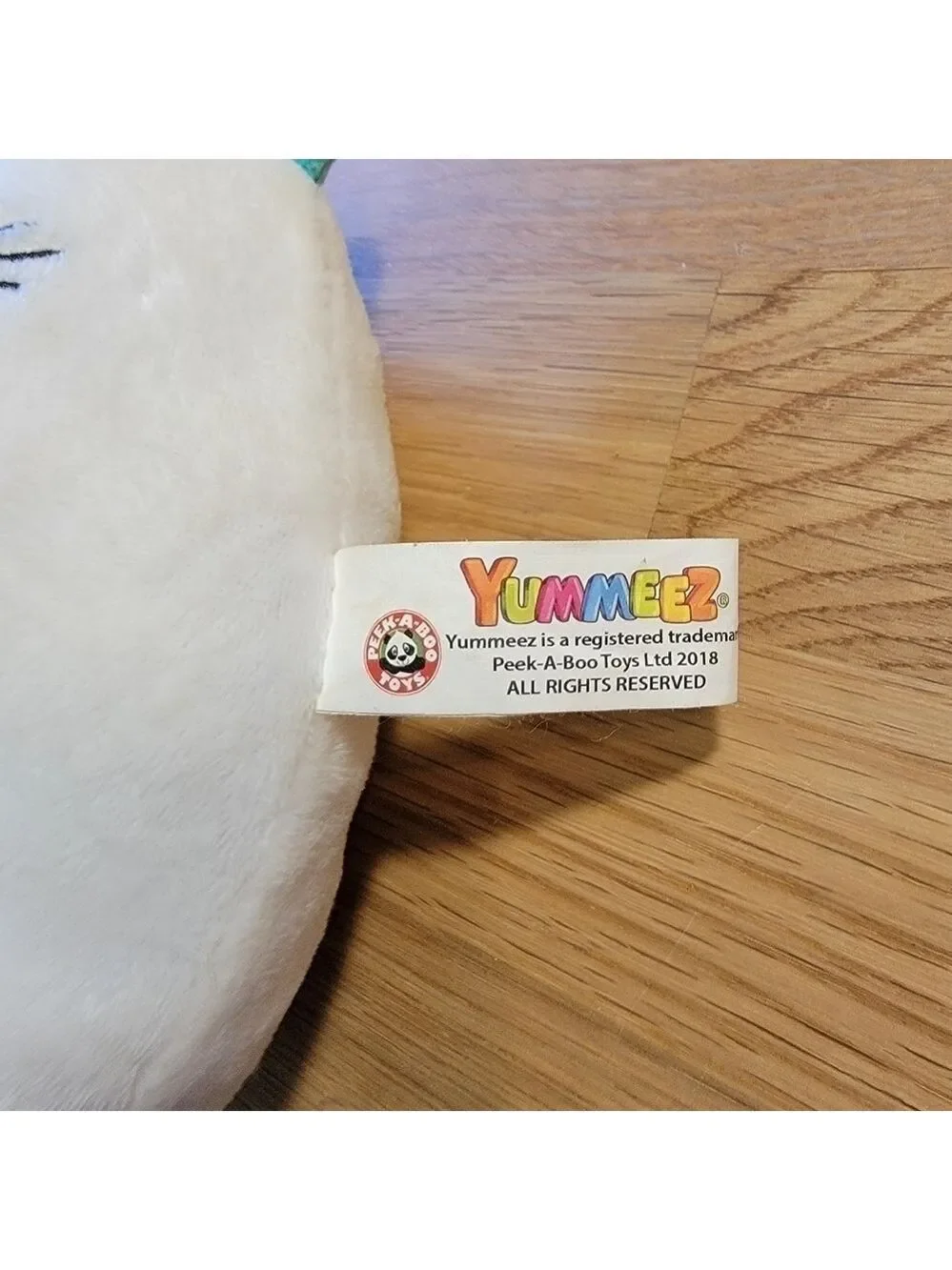 Yummeez Catpuccino Coffee Cat Peek-A-Boo Toys White Plush Stuffed Animal 7”